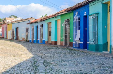 Trinidad, Küba'da renkli evleri