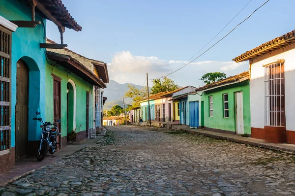 Calle Cobblestone en Trinidad, Cuba — Foto de Stock