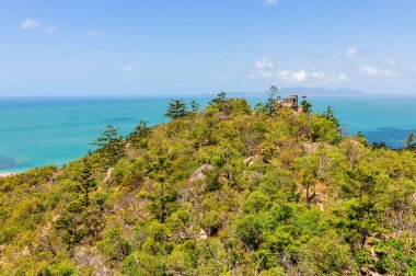 Orman ve okyanus Magnetic Island, Avustralya