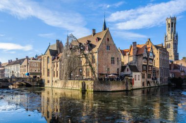 Yansıması tespih Quay Bruges, Belçika