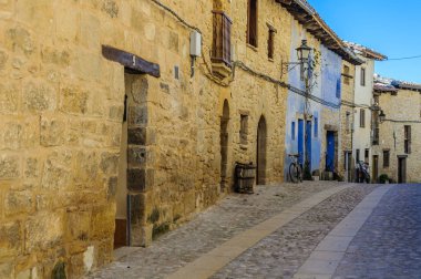 Cadde görünümü Valderrobres, İspanya