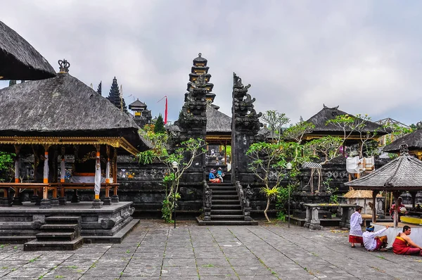 Pohled na Pura Besakih Temple, Bali, Indonésie — Stock fotografie