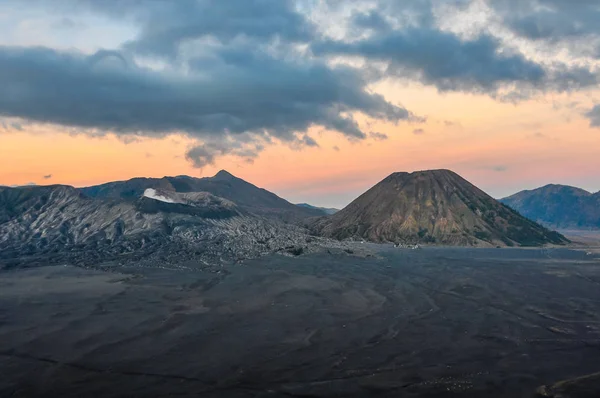 Napkelte-Mount Bromo, Indonézia — Stock Fotó