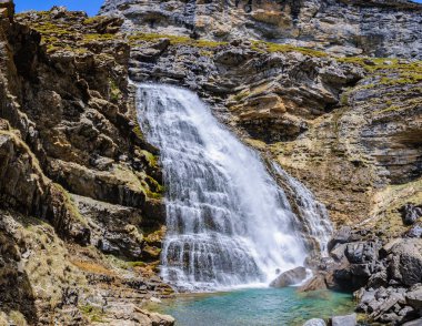 Cola de Caballo şelale Ordesa Vadisi, Aragon, İspanya