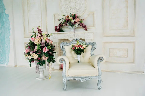 Floristería de bodas, mesa de bodas, la comida de la boda — Foto de Stock