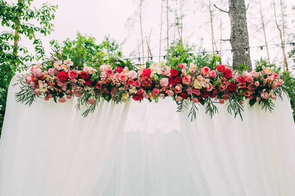 Flowers Wedding Arch Ceremony Decorations — Stock Photo, Image