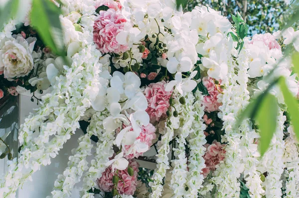 Wedding Arch Decorated Flowers — Stock Photo, Image