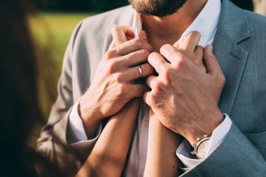 Gelin ve damat arasında romantik bir toplantı