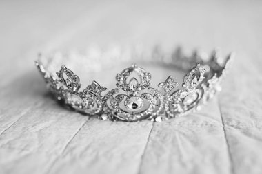 Düğün masa dekorasyonu. Ahşap çardak.