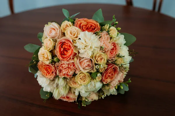 Ramo Flores Boda Rosas — Foto de Stock