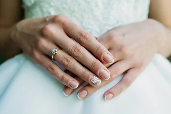 Noiva Vestido Noiva Branco Mãos Noiva — Fotografia de Stock
