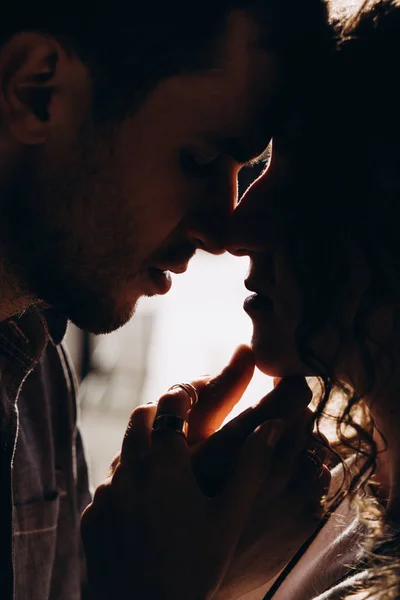 Soirée Séance Photo Beau Jeune Couple — Photo