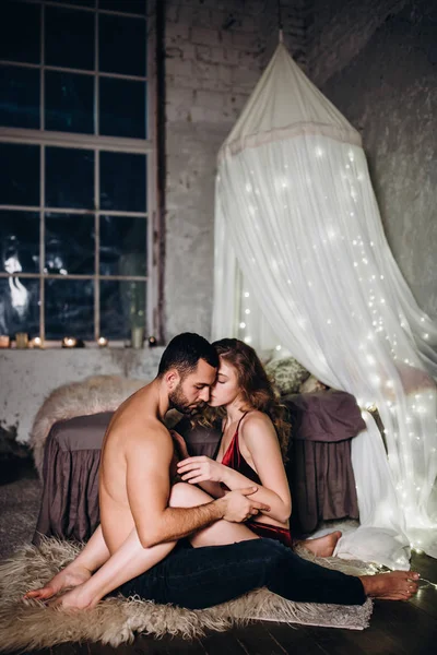 Noche Romántica Una Pareja Joven — Foto de Stock