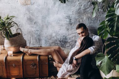 Genç çiftin tarihi.