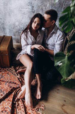 Genç çiftin tarihi.