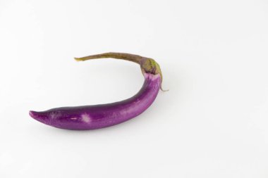 Uzun mor patlıcan 