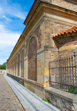 Kemerli tuğla taş antik duvar