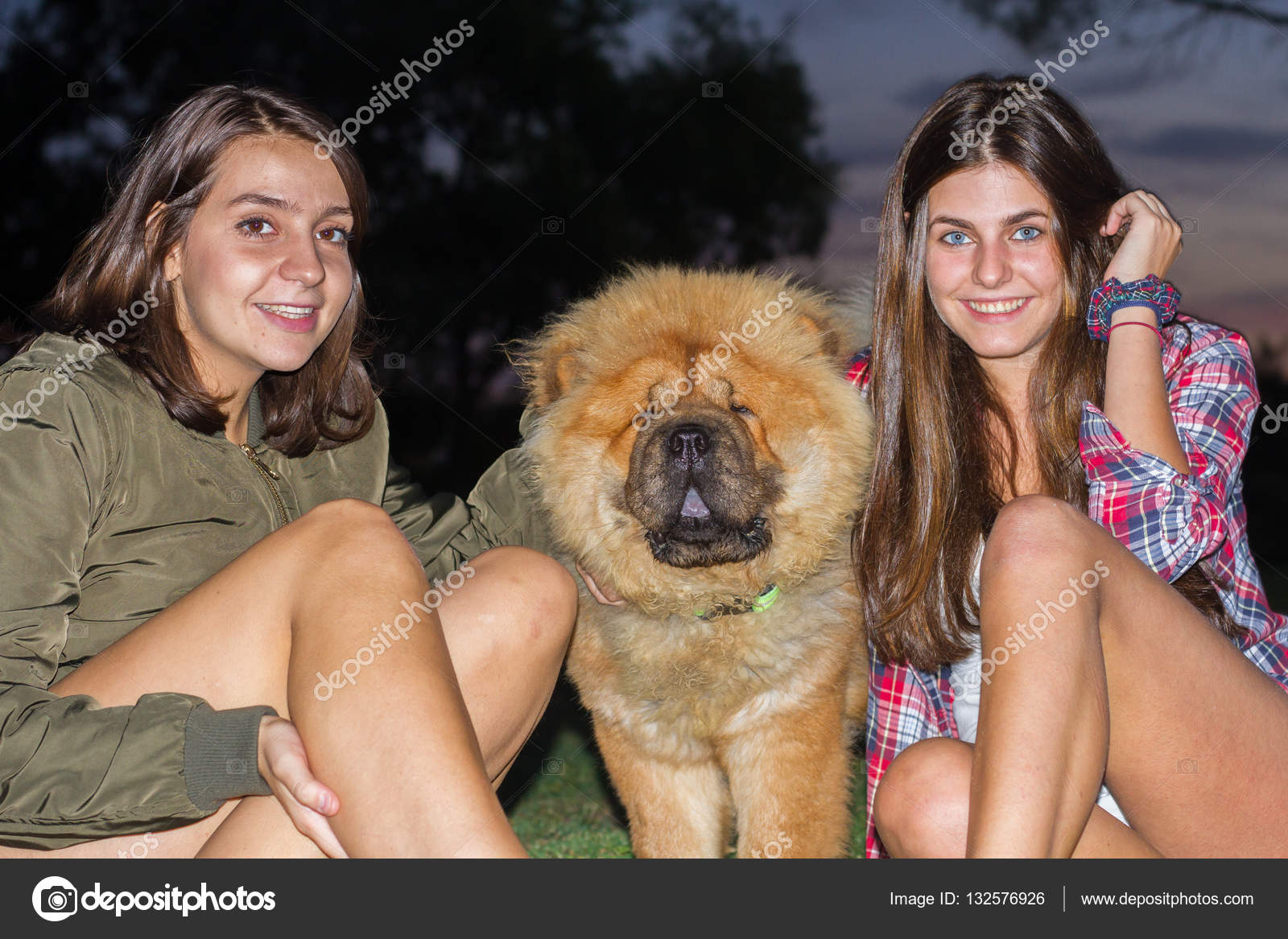 Petting Girls