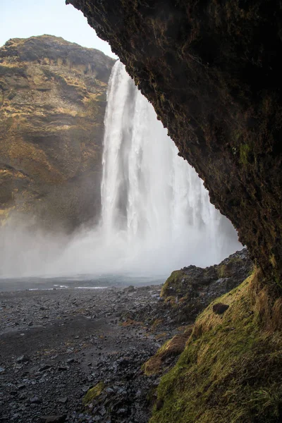 Cascata di Skgafoss nel sud dell'Islanda — Foto Stock