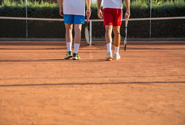 Tenisiści ku netto — Zdjęcie stockowe