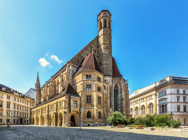 Iglesia de las Minorías (Minoritenkirche) en Viena — Foto de Stock