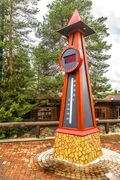 Indicador de temperatura em Santa Claus aldeia de férias em Rovaniem — Fotografia de Stock