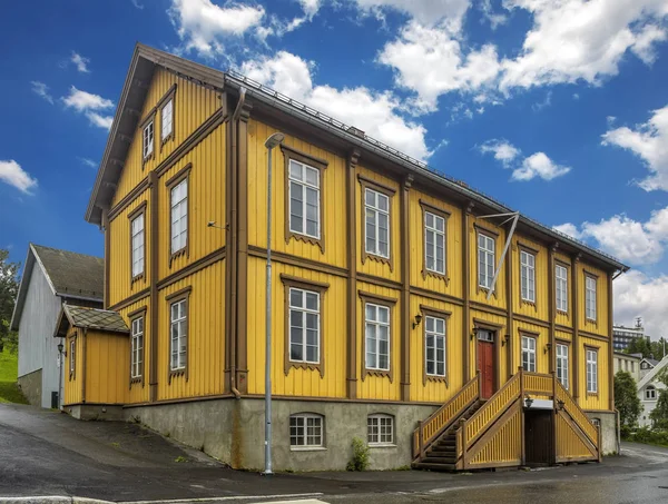 Radstua Theater é um local ativo localizado no centro da cidade de Tromso . — Fotografia de Stock
