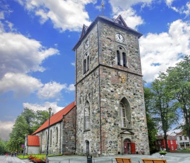 Trondheim 'daki Var Frue Kilisesi. Norveç.