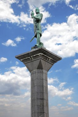 Trondheim, Norveç'in ortasındaki Olav Tryggvason heykel. 