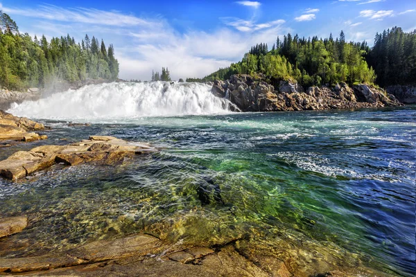 Laksforsen è una cascata di 17 metri. Paesi Bassi . — Foto Stock