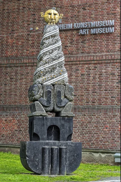 Скульптура, пам'ятник в Тронхейм — стокове фото