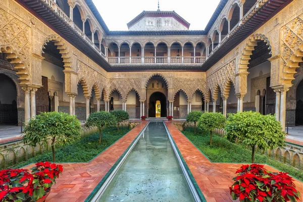 Gerçek Alcazar Seville. İspanya.