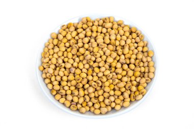 Soya fasulyesi beyaz arkaplanda izole