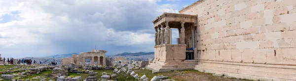 Athens Greece April 2018 Erechteion Templo Colina Acrópolis Atenas Wisiting — Foto de Stock
