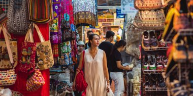 Chatuchak pazarı - Bangkok, Tayland alışveriş