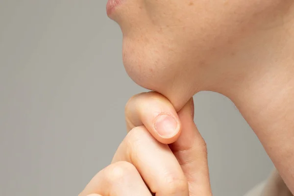 Close Side Profile View Young Caucasian Woman Pinching Layer Fat — Stock Photo, Image