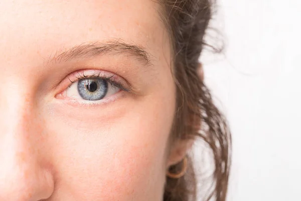 Close Beautiful Blue Eye Young Girl — Stock Photo, Image