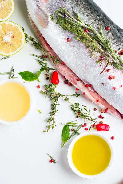Ryby s limetkou a chilli — Stock fotografie