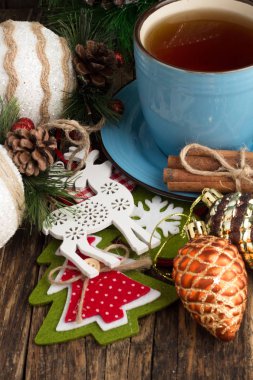 fincan çay, keçe ve cam Noel ağacı süslemeleri