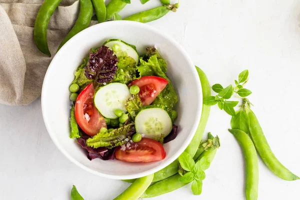 Sebze salatası üst görünümü