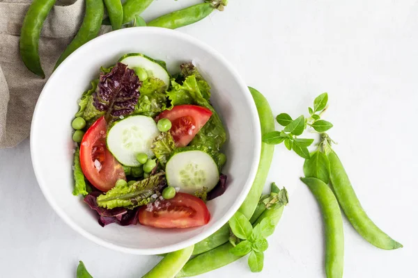 Taze sebze salatası