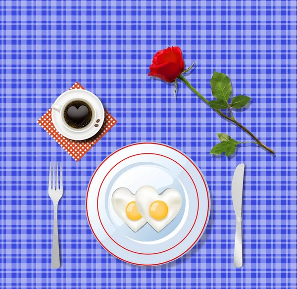 Kahvaltı seviyorum. Kalp kırmızı gül ile kızarmış yumurta şeklinde. — Stok fotoğraf