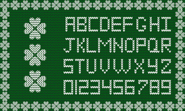 Праздничная ткань на изумрудно-зеленом фоне
