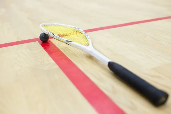 Equipamento de squash no campo — Fotografia de Stock