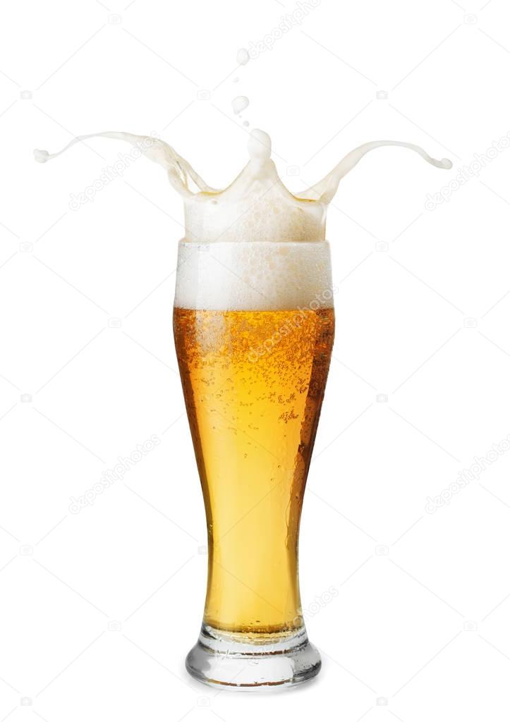 glass of beer with splash