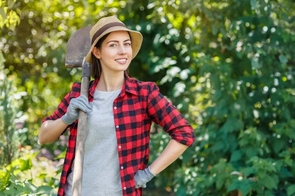 Gardener with spade — Stock Photo, Image