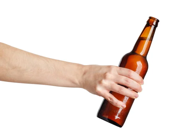 Női kéz üveg barna sör — Stock Fotó