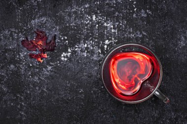 Hibiscus çay bardak kupa