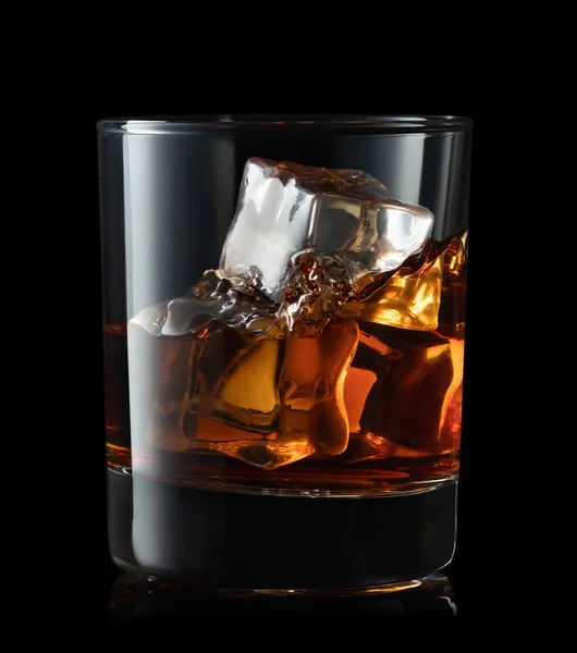 Whisky w szkle — Zdjęcie stockowe