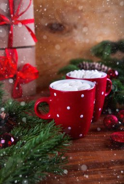 Şekerli sıcak çikolata.